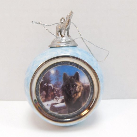 Bradford Exchange 2 Christmas Ornaments Moon Shadows Moonlit Phantom Wolves - Picture 2 of 8